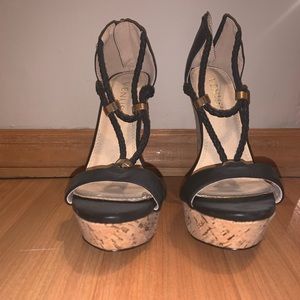 Venus Black Wedges